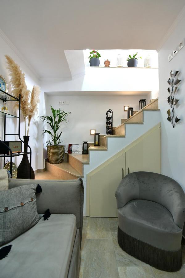 Agate Hydra Luxury Apartment ภายนอก รูปภาพ